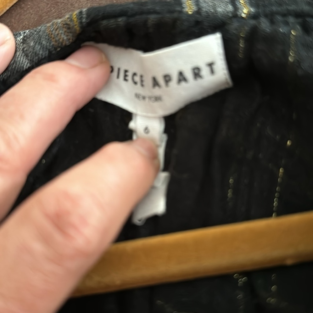 A PIECE APART AGATA‎ TOP FLANNEL HOOK AND EYE GOLD THREAD SIZE 6​​​​ - Picture 11 of 13